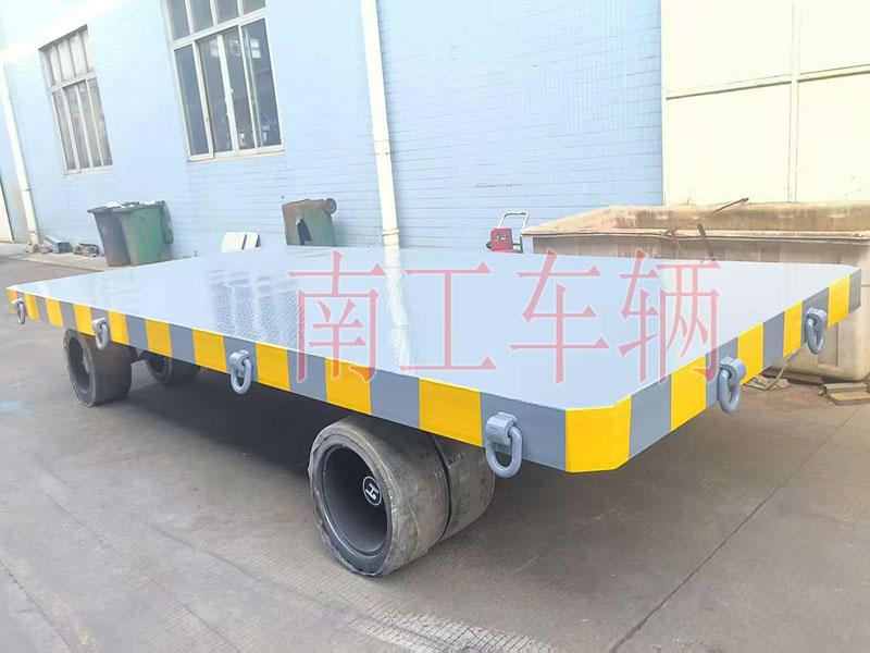 25吨重型牵引华亿手机平台-华亿（中国） 全挂式无动力工具拖车
