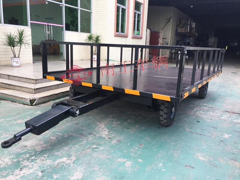 无动力叉车牵引6吨护栏型华亿（中国）黑色
