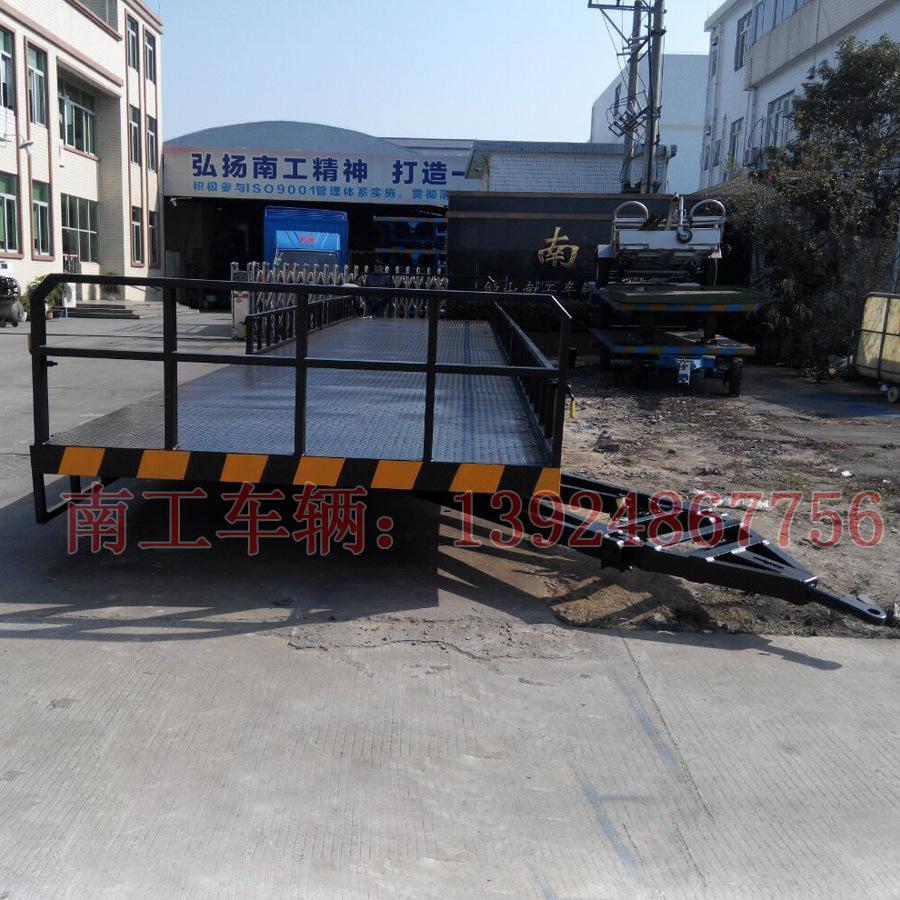 13米华亿（中国） 液压刹车护栏华亿（中国）