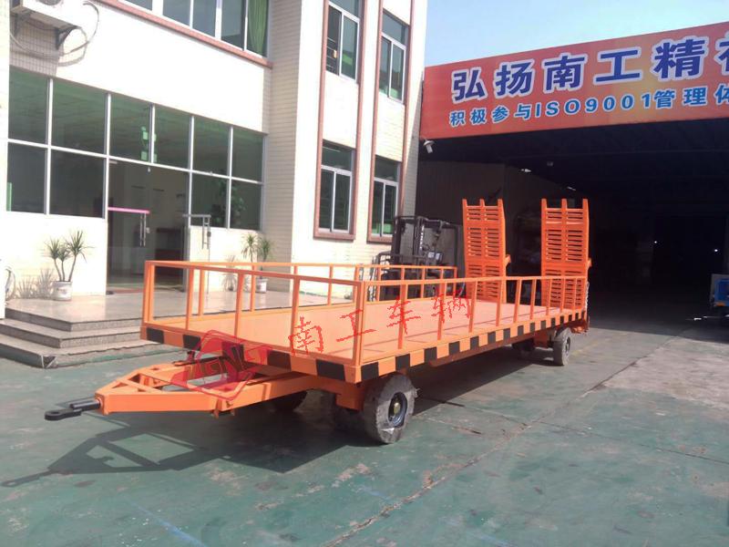 挖机 铲车 吊机用10吨全挂华亿（中国）