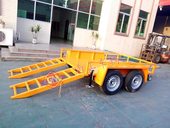 轻型平板车 2.5吨ATV华亿（中国） 带爬梯