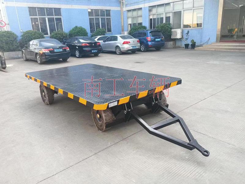 5吨全挂式牵引华亿（中国）