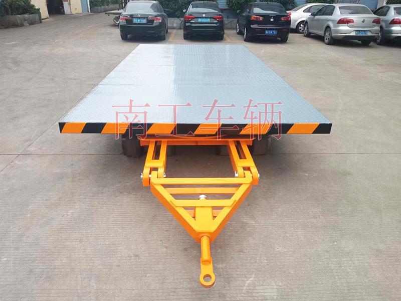 10吨中型牵引华亿（中国）