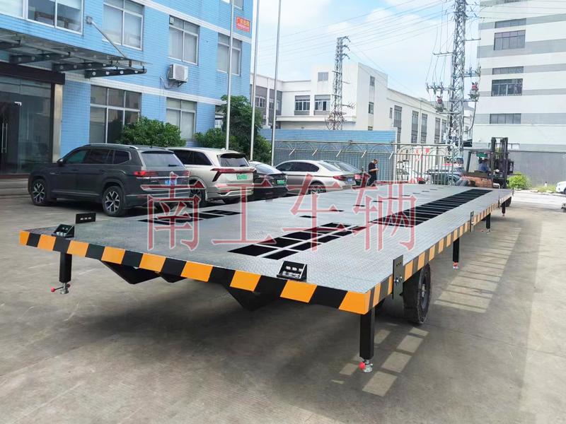 22吨预制移动方舱底盘 重型工业华亿（中国）