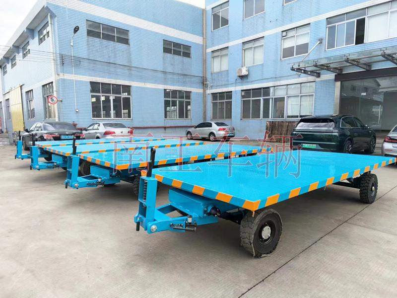 6吨华亿（中国）蓝色 带减震带刹车工具拖车