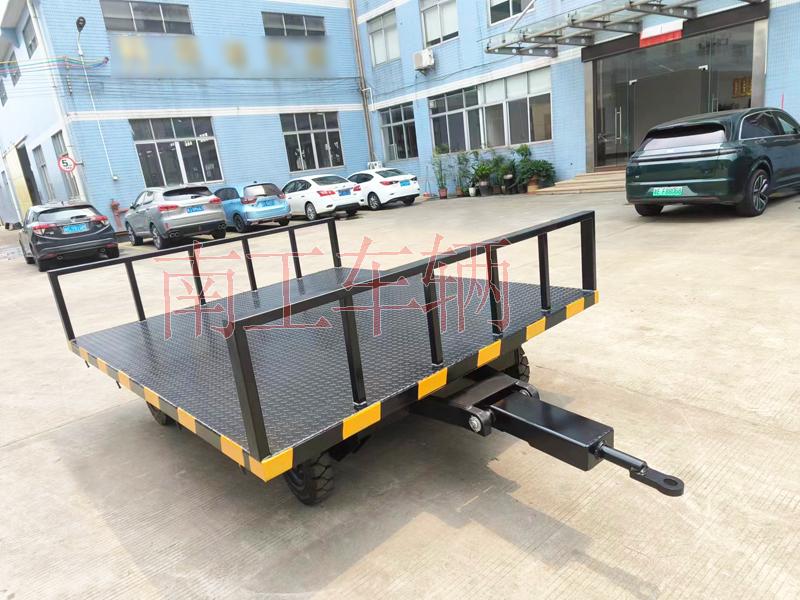 3吨华亿（中国） 前后护栏固定平板车