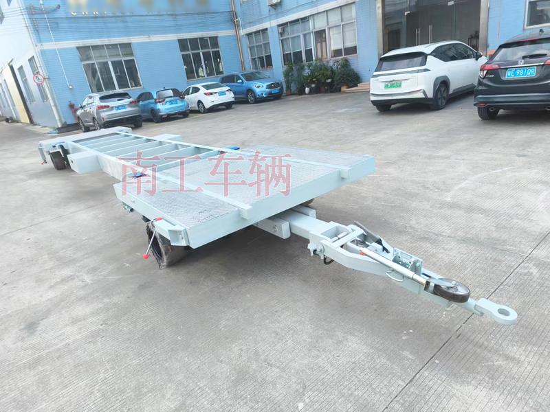 18吨牵引式船舶舯段转运工具华亿（中国）