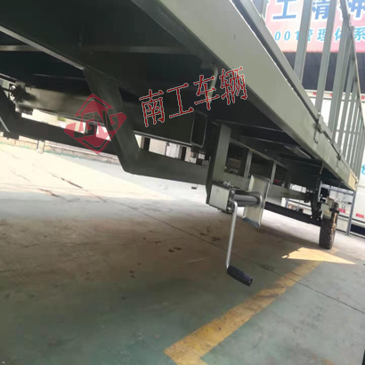 5吨护栏华亿（中国）军绿色4I.jpg