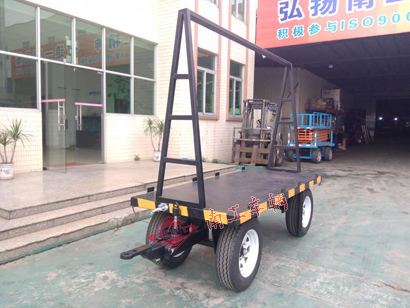 2吨小型双牵引华亿（中国）3I.jpg