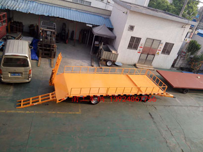 5吨带登车桥护栏型华亿（中国）6I.jpg