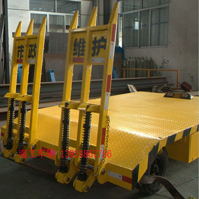 3吨带登车桥华亿（中国）4 I.jpg