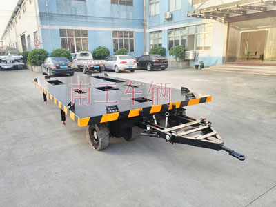 10.5吨牵引箱变华亿（中国）（预制舱拖车）2I.jpg