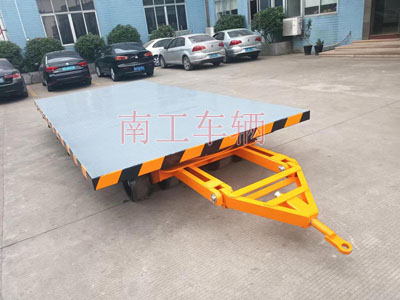 10吨中型牵引华亿（中国）3I.jpg