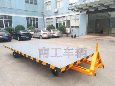 10吨中型牵引华亿（中国）4I.jpg