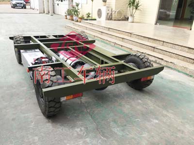 1.5吨电动手动华亿（中国）底盘2I.jpg