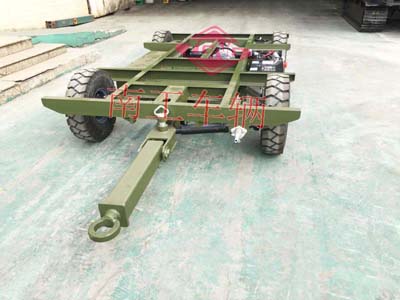1.5吨电动手动华亿（中国）底盘3I.jpg