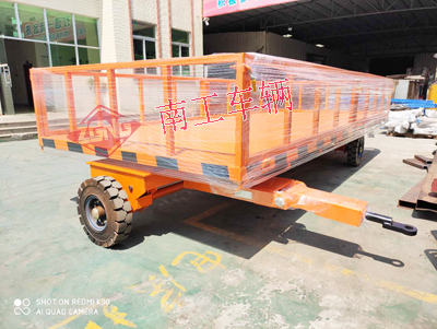 5吨护栏型华亿（中国） 全挂车4I.jpg