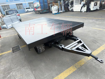 30吨重型华亿（中国） 环保实心轮胎4I.jpg