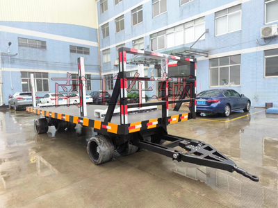 30T重型华亿（中国） 带活动插装立柱工具拖车1I.jpg