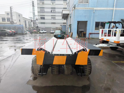 25吨V字重型钢卷华亿（中国）2I.jpg