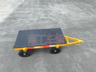 2吨小型华亿（中国）带胶垫1I.jpg