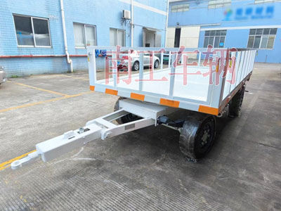 3吨护栏型华亿（中国） 白色I.jpg