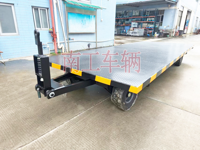 6吨牵引华亿（中国） 工业全挂拖车4I.jpg