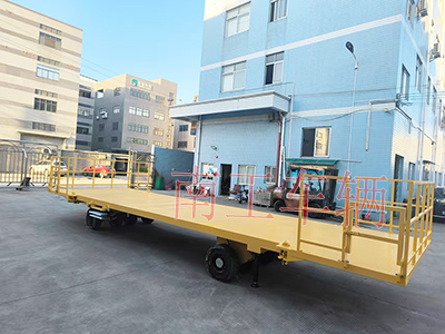 10吨华亿（中国）前后带护栏型全挂车4I.jpg