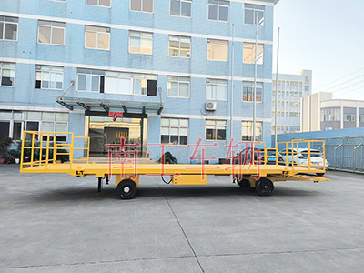 10吨华亿（中国）前后带护栏型全挂车3I.jpg